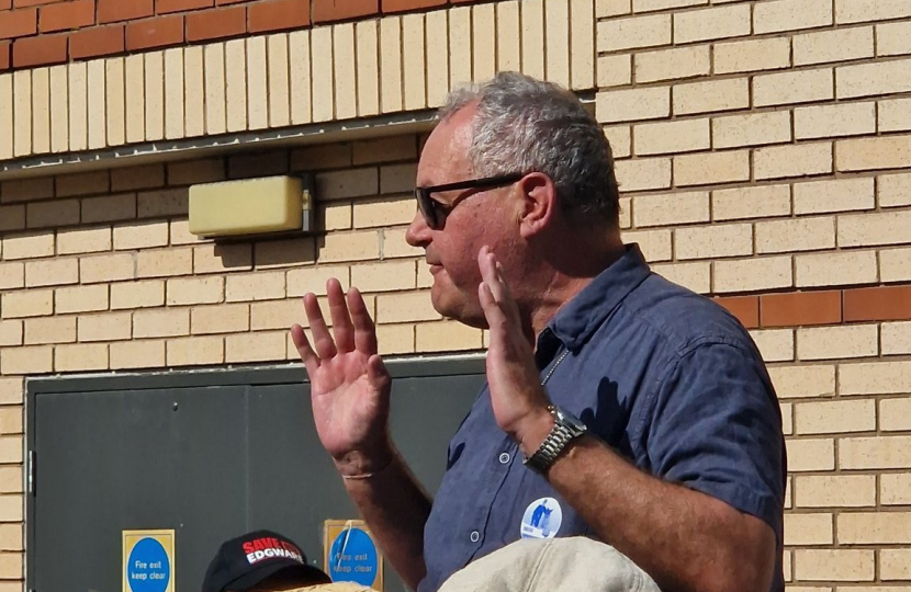 Bob speaking at the recent march