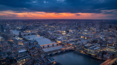 https://pixabay.com/photos/london-sunset-england-architecture-5297395/